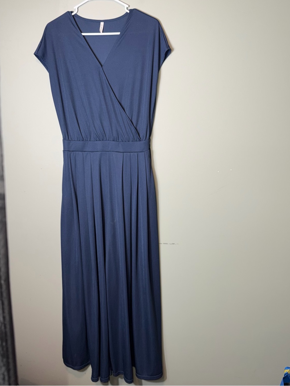Halara Women’s V Neck Short Sleeve Wide Leg Flowy Casual Jumpsuit Medium Navy